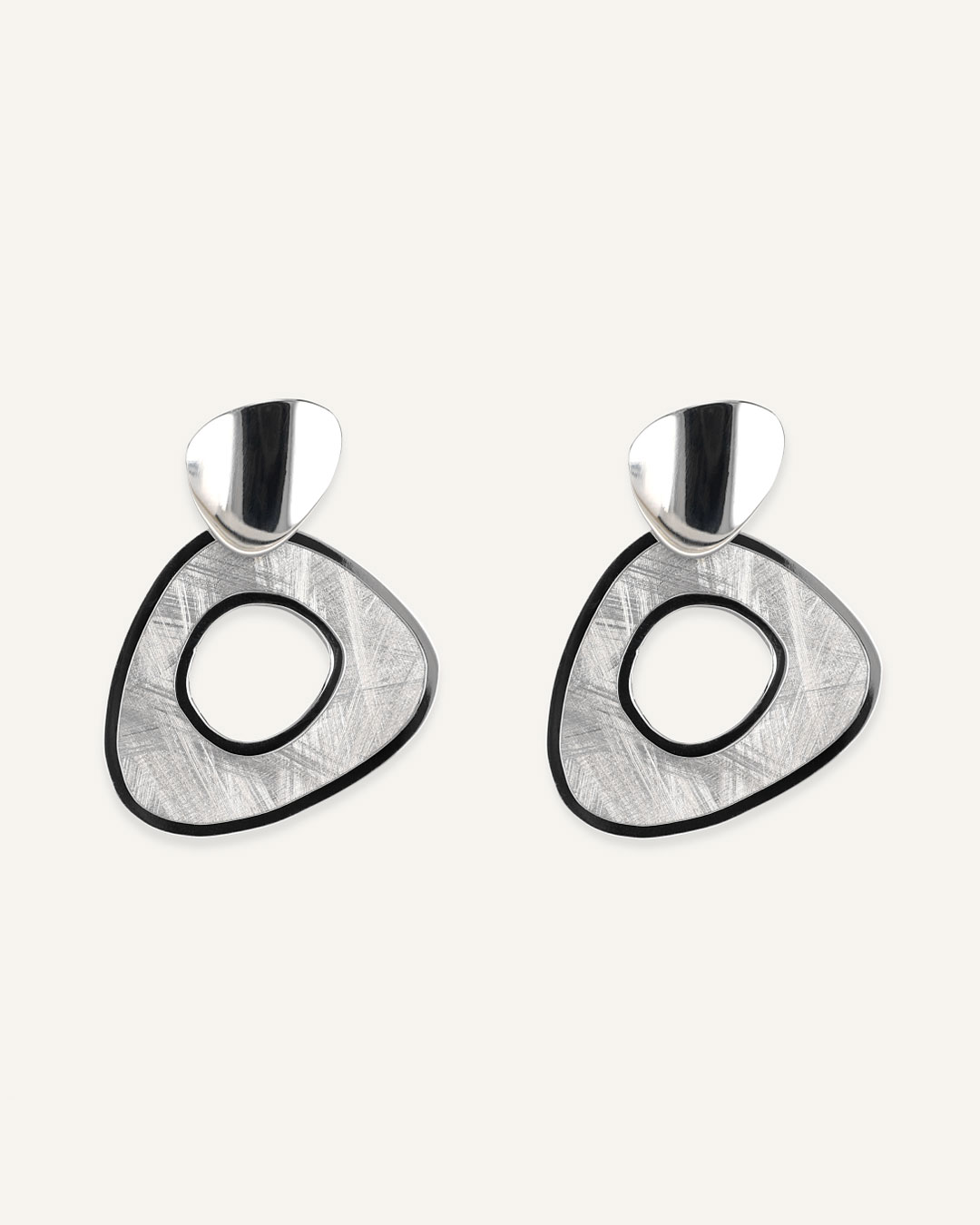 Gala efektne naušnice