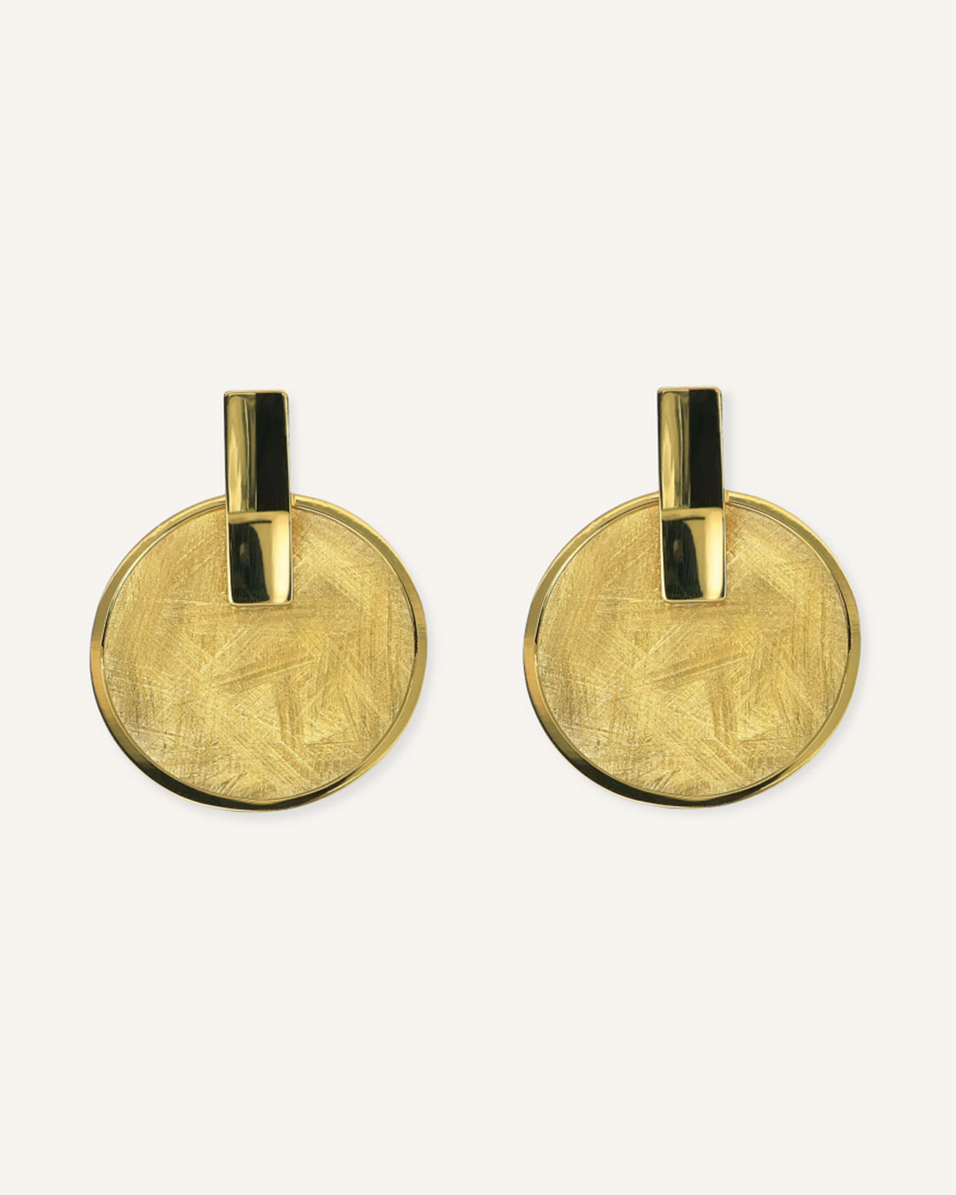 Okrugle matirane naušnice sa sjajnim detaljem