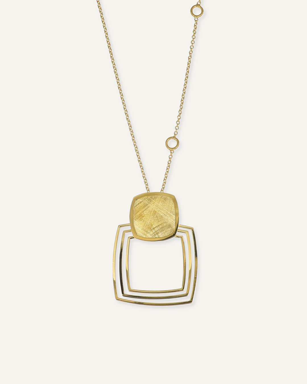 Ogrlica sa kvadratnim privjeskom